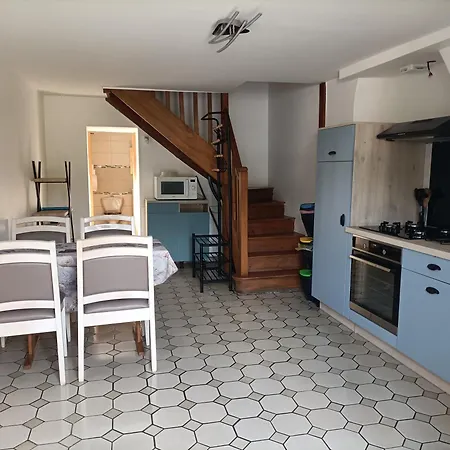 La Maison Bleue 1 Semesterbostad